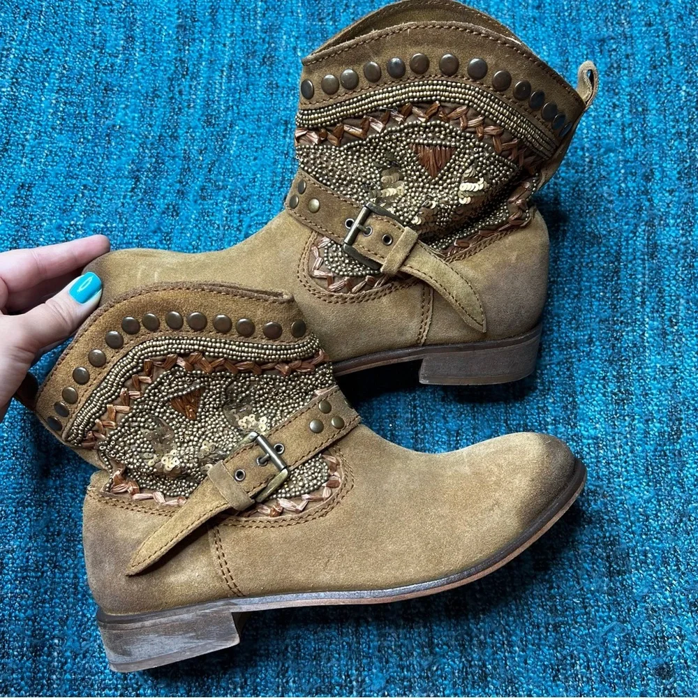 Naughty Monkey Beaded Leather Ankle Boots in Camel Brown Womens Size 8.5 Western